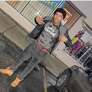 Meet your Posher, Jonathan